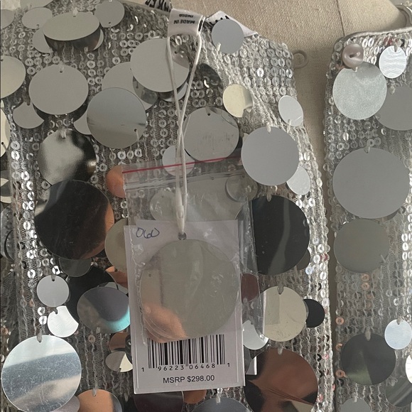 Denise Sequin Starlet Top - Picture 9 of 10